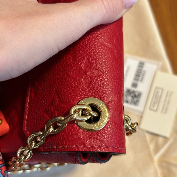 Louis Vuitton Vavin in Scarlet Red with twilly - Picture 16 of 17